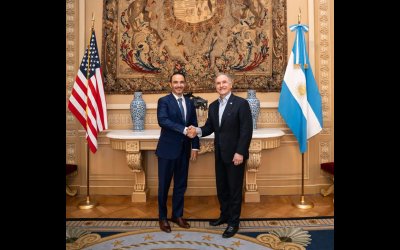 Valdés se reunió con el embajador de EE.UU. para impulsar inversiones y exportaciones de Corrientes