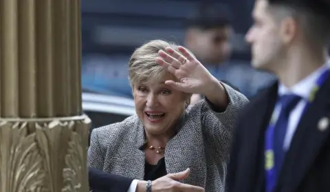 El FMI inicia una nueva revisión del acuerdo con Argentina y podría habilitar US$ 900 millones