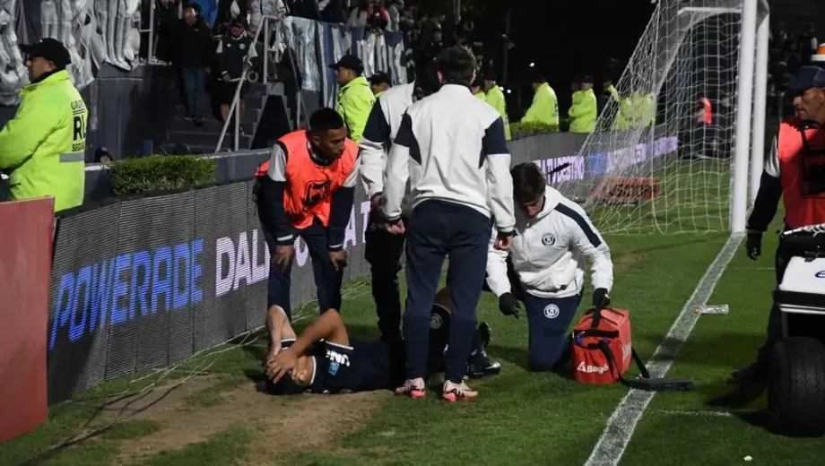 El delantero correntino Maximiliano Salas se rompió los ligamentos cruzados