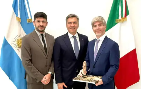 Chaco: Zdero destacó el apoyo del Consulado argentino en Milán para impulsar las exportaciones chaqueñas